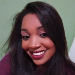 Meet your Posher, Simone